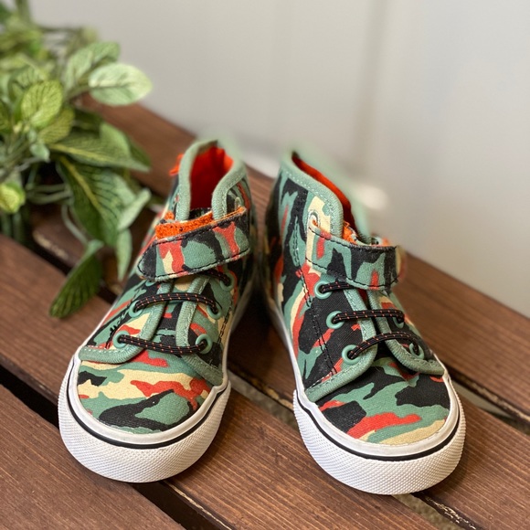 Vans Other - Adorable Toddler Camo High Top Vans